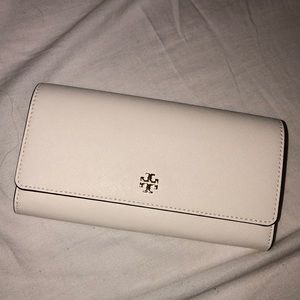 White Tory Burch wallet